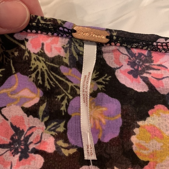 Free People New Tie Front Top - Size XS/S - Picture 10 of 13